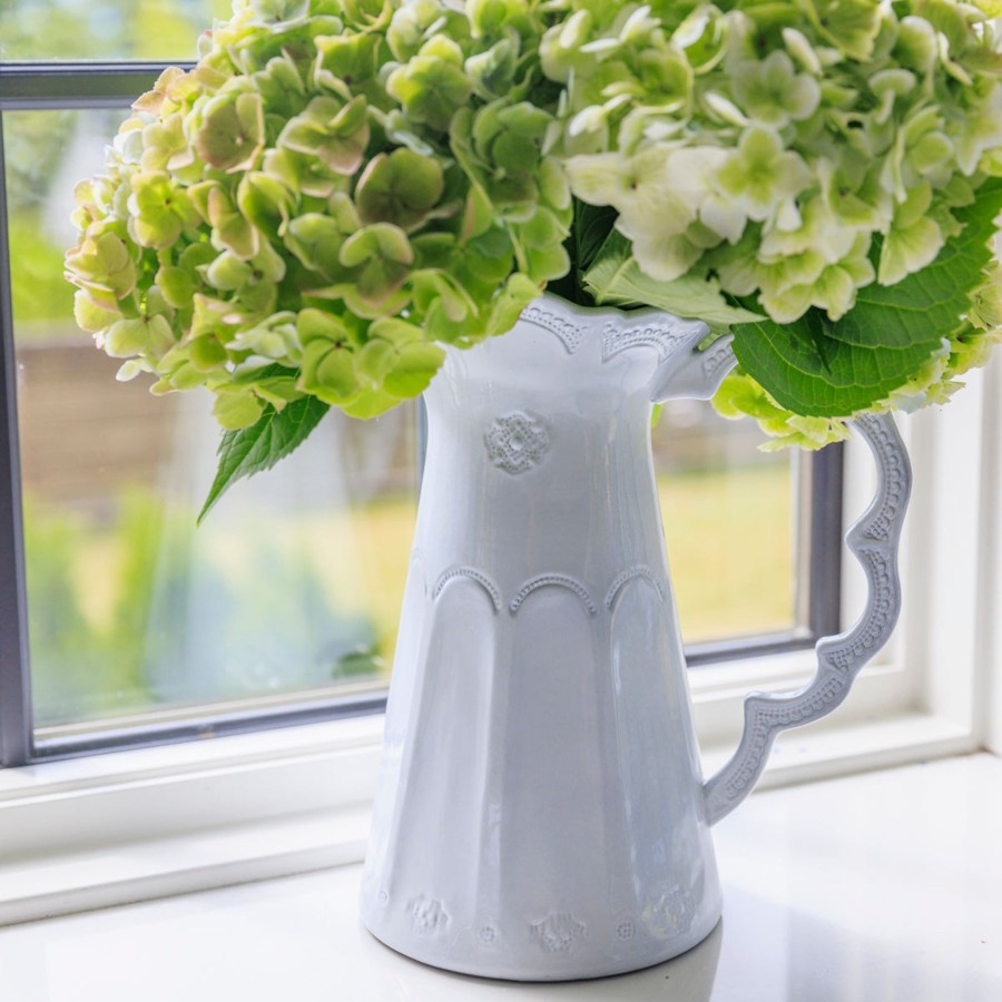 Table & Home Arte Italica Pitchers | Merletto White Scalloped Pitcher