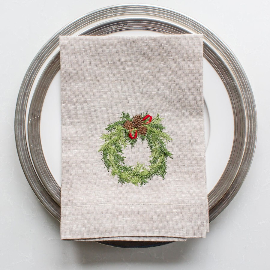 Table & Home Arte Italica Napkins | Juniper Wreath Tri-Fold Napkin