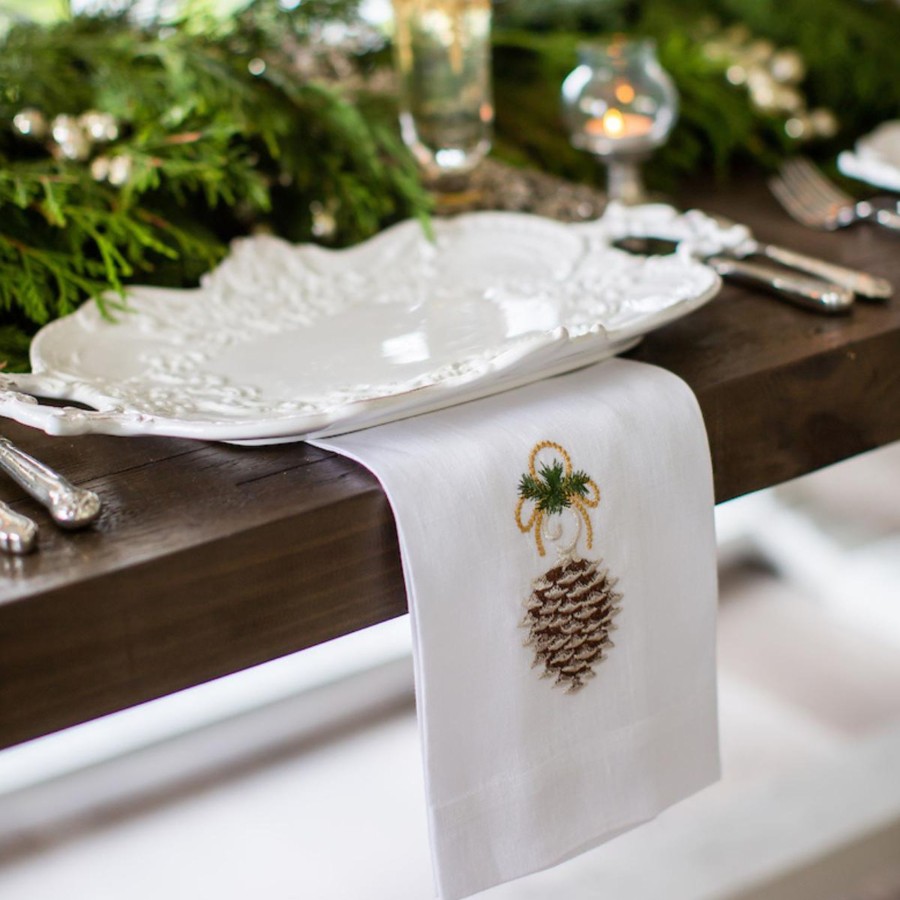 Table & Home Arte Italica Towels | Pinecone Ornament Linen Towel