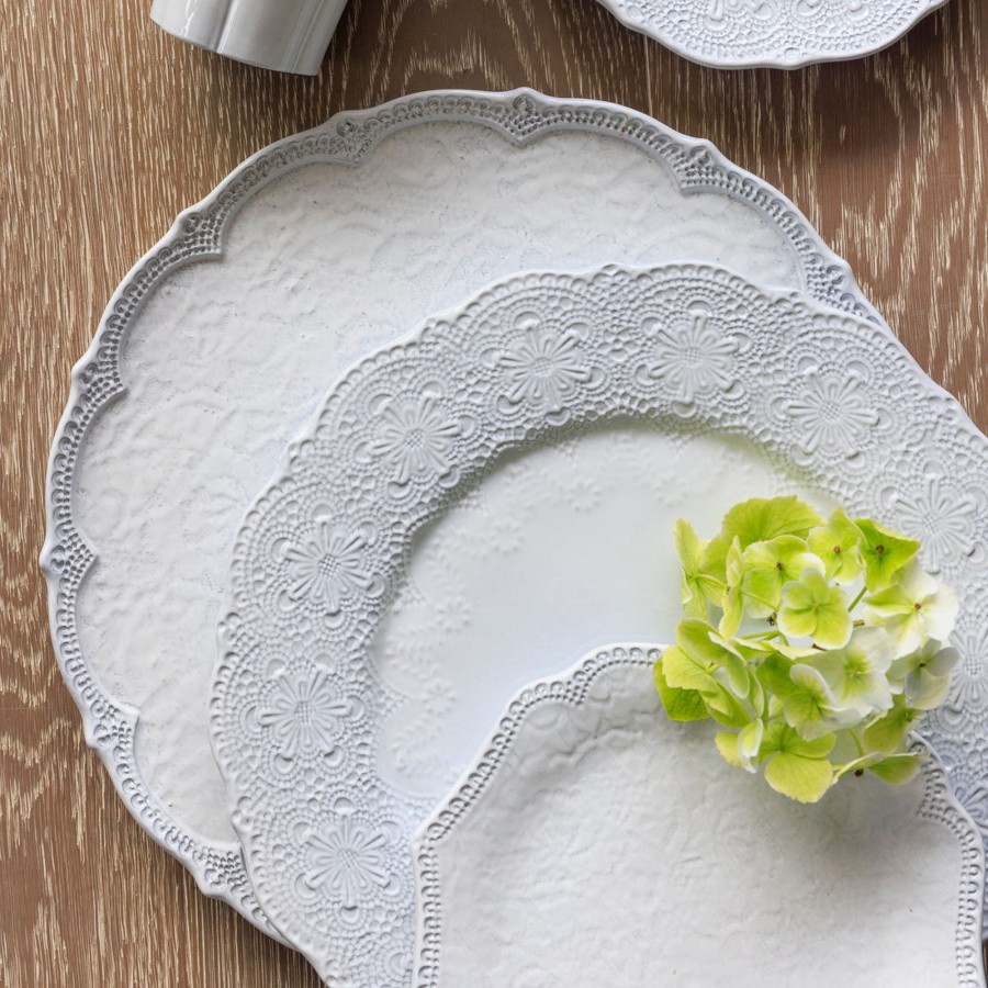 Table & Home Arte Italica Chargers | Merletto White Lace Scalloped Charger