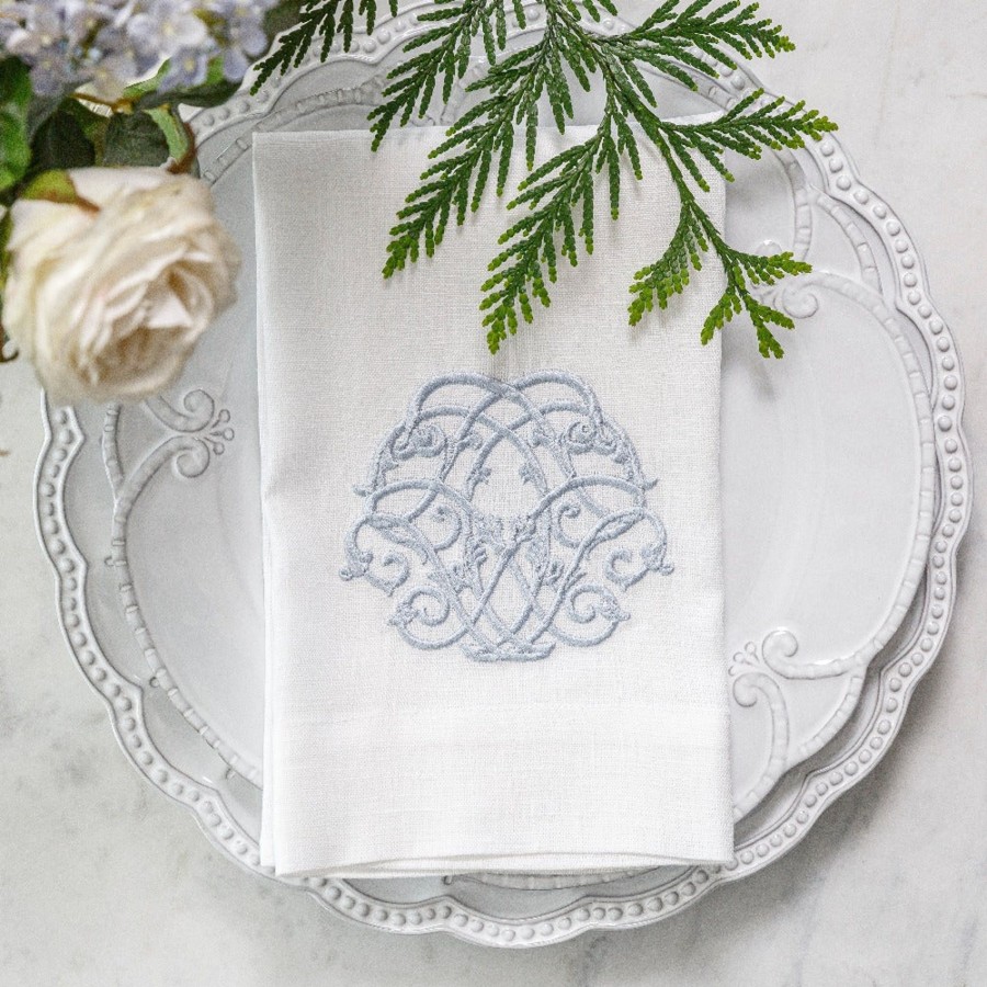 Table & Home Arte Italica Napkins | Baroque Linen Tri-Fold Napkin