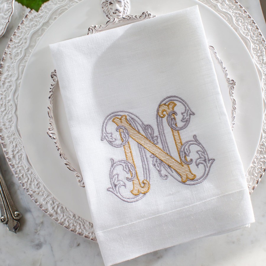 Table & Home Arte Italica Napkins | Vintage Vine Monogram Tri-Fold Napkin