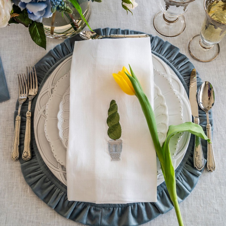 Table & Home Arte Italica Towels | Spiral Topiary Linen Towel