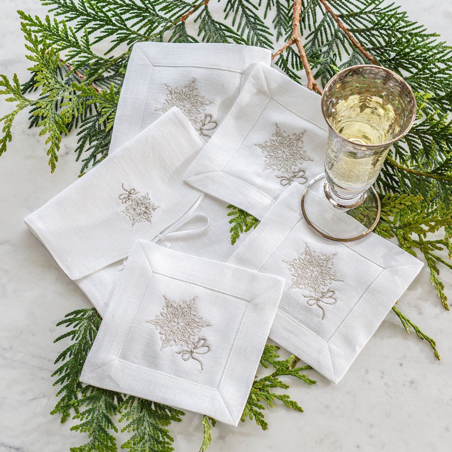 Table & Home Arte Italica Napkins | Snowflake White Cocktail Napkin Set (4)