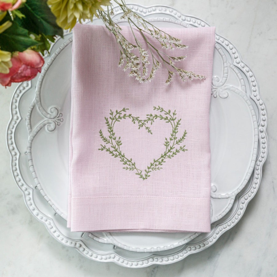 Table & Home Arte Italica Napkins | Vineyard Heart Linen Tri-Fold Napkin