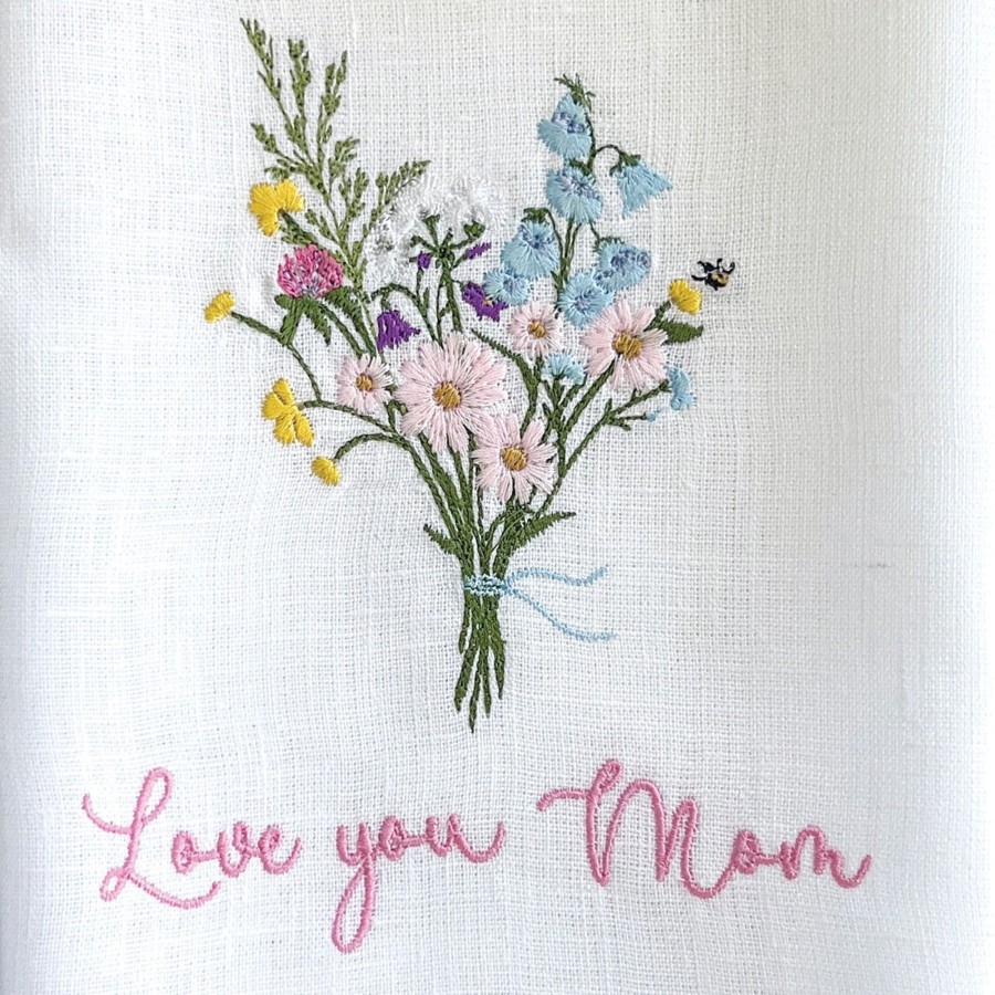 Table & Home Arte Italica Towels | Love You Mom With Bouquet Linen Towel